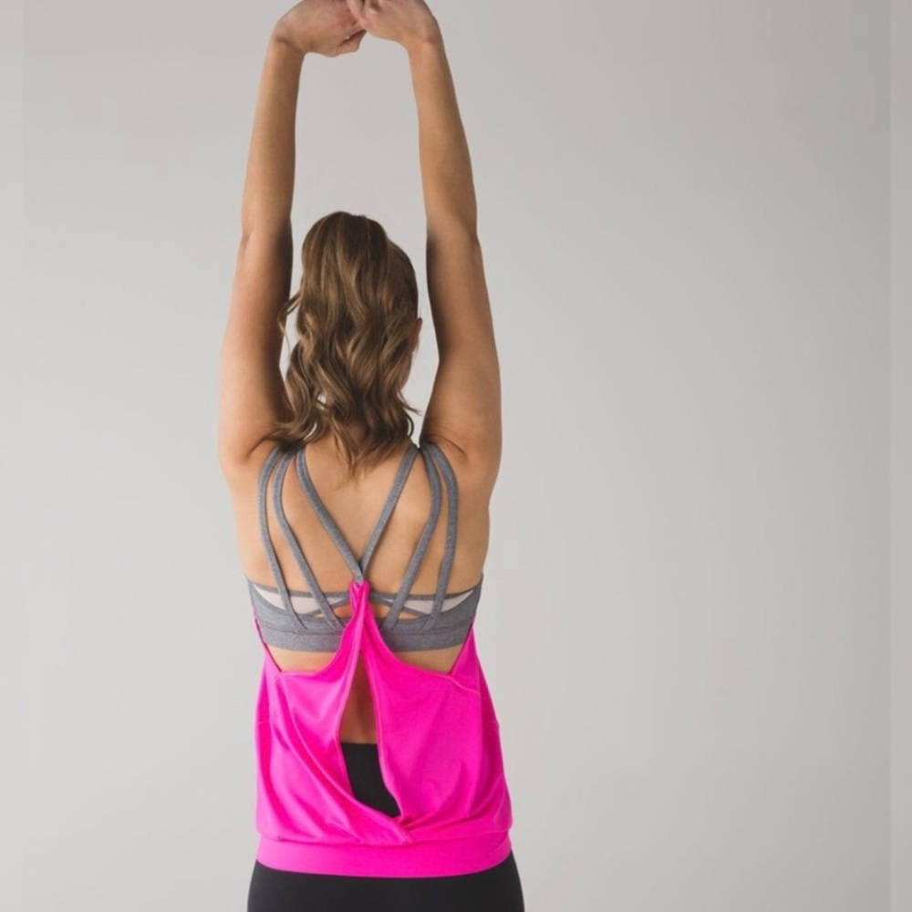 NWOT Lululemon Noveau Limits Tank, Size 8, Raspberry Glow